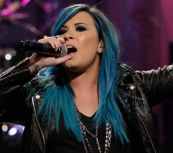 Demi Lovato blue Hair